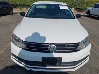 2015 Volkswagen Jetta SE with VIN 3VWD17AJ5FM258354, listed as a IAAI auction lot 42709041 with 191,338 mi miles and . Bid and sale history available at DreamBid. Image 12.