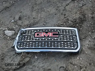 2019 GMC Sierra 3500HD Denali z VIN 1GT42WEY4KF274833, wystawiony jako Copart lot #46794325 z przebiegiem Nie podano mil oraz Szkody całkowita. Historia ofert i sprzedaży dostępna na DreamBid. Obrazek 12.