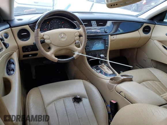 2008 Mercedes-Benz CLS 550 с VIN WDDDJ72X48A130456, выставлен на аукционе Copart как лот 42785025 с пробегом 157 426 миль миль и Списание • Salvage title. История ставок и продаж доступна на DreamBid. Изображение 8.