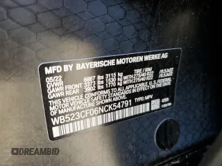 2022 BMW iX xDrive50 z VIN WB523CF06NCK54791, wystawiony jako Copart lot #68536822 z przebiegiem 1803 mil mil oraz . Historia ofert i sprzedaży dostępna na DreamBid. Obrazek 13.