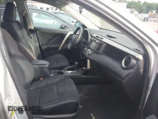 2015 Toyota RAV4 XLE z VIN 2T3WFREV0FW164984, wystawiony jako IAAI lot #42475525 z przebiegiem 265 579 mil mil oraz . Historia ofert i sprzedaży dostępna na DreamBid. Obrazek 5.