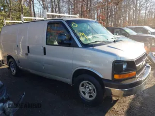 2006 Chevrolet City Express Cargo z VIN 1GCEG15X261239839, wystawiony jako IAAI lot #41196866 z przebiegiem 212 938 mil mil oraz . Historia ofert i sprzedaży dostępna na DreamBid. Obrazek 1.