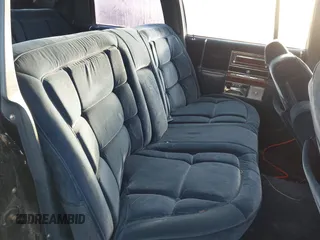 1986 Cadillac Fleetwood z VIN 1G6DW69Y7G9732954, wystawiony jako IAAI lot #41780373 z przebiegiem 61 222 mil mil oraz . Historia ofert i sprzedaży dostępna na DreamBid. Obrazek 8.
