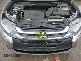 2018 Mitsubishi Outlander ES z VIN JA4AZ3A37JZ049398, wystawiony jako Copart lot #57813585 z przebiegiem 52 946 mil mil oraz Szkoda całkowita • Salvage title. Historia ofert i sprzedaży dostępna na DreamBid. Obrazek 12.