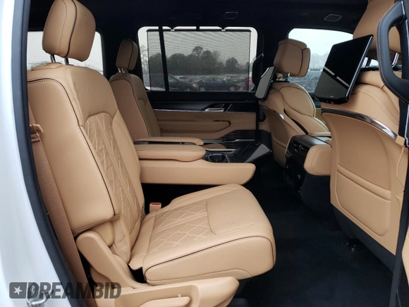 2023 Jeep Grand Wagoneer Series III with VIN 1C4SJVGP5PS570273, listed as a Copart auction lot 83839724 with 4,106 mi miles and Salvage title. Bid and sale history available at DreamBid. Image 11.