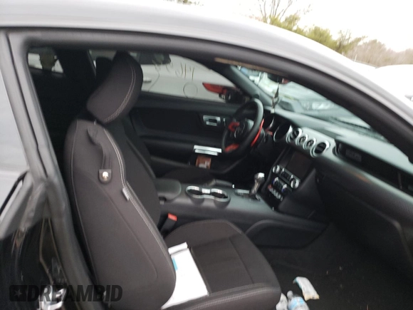 2022 Ford Mustang EcoBoost with VIN 1FA6P8TD1N5107772, listed as a Copart auction lot 36386123 with 14,658 mi miles and . Bid and sale history available at DreamBid. Image 10.