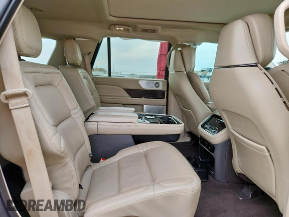 2020 Lincoln Navigator Reserve with VIN 5LMJJ2LTXLEL01023, listed as a Copart auction lot 57403185 with 116,215 mi miles and Salvage title. Bid and sale history available at DreamBid. Image 11.