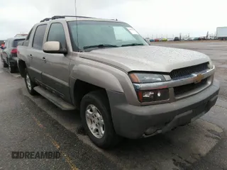 2002 Chevrolet Avalanche with VIN 3GNEK13T22G293921, listed as a IAAI auction lot 41956616 with 249,838 mi miles. Bid and sale history available at carsss.com. Image 1.