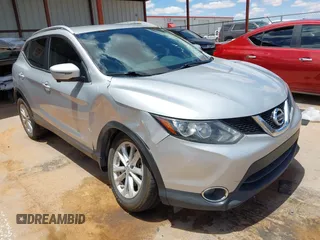 2017 Nissan Rogue S with VIN JN1BJ1CP4HW001605, listed as a IAAI auction lot 42222126 with 102,670 mi miles and . Bid and sale history available at DreamBid. Image 1.