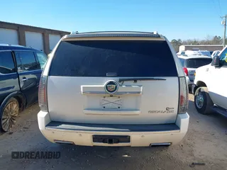 2013 Cadillac Escalade Premium with VIN 1GYS4CEF4DR159529, listed as a IAAI auction lot 41363154 with 204,993 mi miles. Bid and sale history available at carsss.com. Image 17.