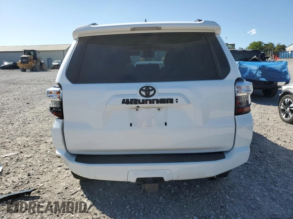 2021 Toyota 4Runner SR5 Premium with VIN JTENU5JR8M5936098, listed as a Copart auction lot 57581615 with 70,669 mi miles and Salvage title. Bid and sale history available at DreamBid. Image 6.