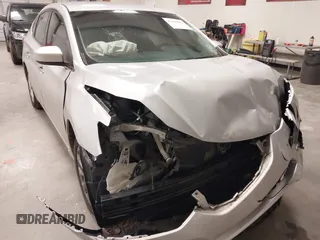 2019 Nissan Sentra SV with VIN 3N1AB7AP9KY427322, listed as a IAAI auction lot 41609080 with 125,408 mi miles and . Bid and sale history available at DreamBid. Image 18.