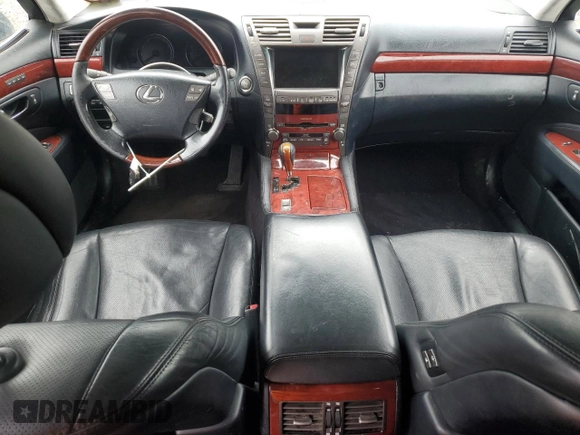 2007 Lexus LS 460 L z VIN JTHGL46F175016938, wystawiony jako Copart lot #56561085 z przebiegiem Nie podano mil oraz Tytuł czysty. Historia ofert i sprzedaży dostępna na DreamBid. Obrazek 8.