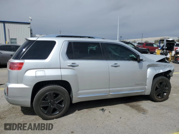2017 GMC Terrain Denali z VIN 2GKALREK9H6104536, wystawiony jako Copart lot #51504095 z przebiegiem 63 094 mil mil oraz Szkoda całkowita • Salvage title. Historia ofert i sprzedaży dostępna na DreamBid. Obrazek 3.