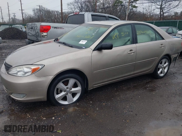 2004 Toyota Camry LE with VIN 4T1BF32K94U588725, listed as a IAAI auction lot 41960395 with Not Provided miles and . Bid and sale history available at carsss.com. Image 2.