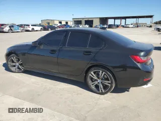 2019 BMW 3 Series 330i with VIN 3MW5R1J56K8A03860, listed as a Copart auction lot 80941324 with 69,114 mi miles and Salvage Title. Bid and sale history available at carsss.com. Image 2.