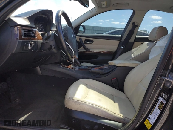2011 BMW 3 Series 328i with VIN WBAPH7C50BE675471, listed as a Copart auction lot 52746655 with 123,179 mi miles and Salvage Title. Bid and sale history available at DreamBid. Image 7.
