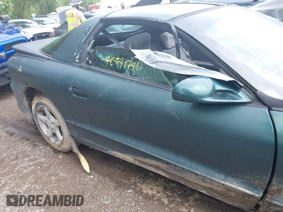 1997 Pontiac Firebird Firebird with VIN 2G2FS22K8V2226960, listed as a IAAI auction lot 42441740 with Not provided miles and . Bid and sale history available at DreamBid. Image 13.
