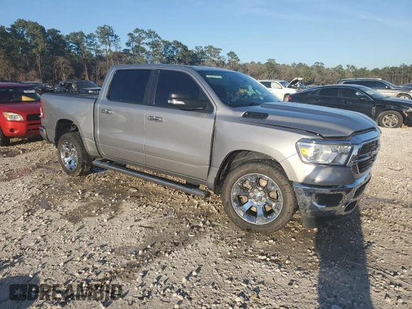 2019 Ram 1500 Big Horn z VIN 1C6RREFT3KN685393, wystawiony jako Copart lot #46754765 z przebiegiem 156 347 mil mil oraz Czysty tytuł • Clean title. Historia ofert i sprzedaży dostępna na DreamBid. Obrazek 4.