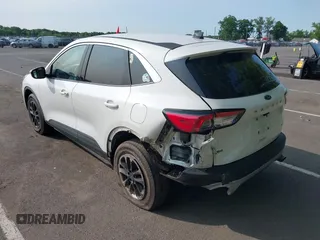 2020 Ford Escape SE with VIN 1FMCU9G6XLUA82702, listed as a IAAI auction lot 42390545 with 65,295 mi miles and . Bid and sale history available at DreamBid. Image 3.
