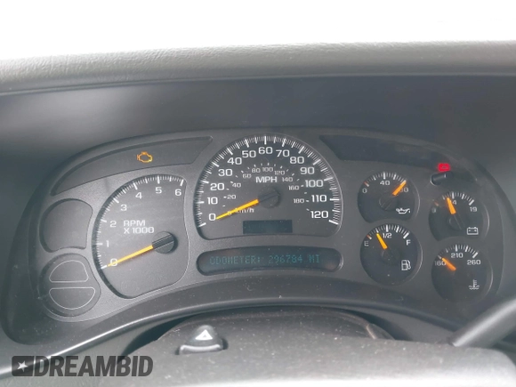 2004 Chevrolet Suburban LT with VIN 3GNEC16T84G317408, listed as a IAAI auction lot 41758444 with 296,784 mi miles. Bid and sale history available at carsss.com. Image 7.