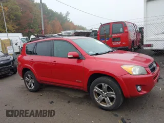 2011 Toyota RAV4 Sport with VIN JTMRF4DV2B5049788, listed as a IAAI auction lot 40578883 with 203,848 mi miles. Bid and sale history available at carsss.com. Image 14.