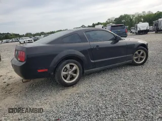 2008 Ford Mustang Deluxe with VIN 1ZVHT80N485154386, listed as a Copart auction lot 53885025 with 164,818 mi miles and Salvage Title. Bid and sale history available at DreamBid. Image 3.