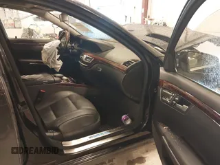 2012 Mercedes-Benz S 550 with VIN WDDNG9EB2CA481521, listed as a IAAI auction lot 41488845 with 89,186 mi miles and . Bid and sale history available at DreamBid. Image 5.