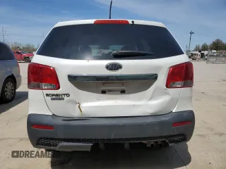 2011 Kia Sorento LX with VIN 5XYKTCA15BG027989, listed as a Copart auction lot 54152835 with 232,372 mi miles and Clean Title. Bid and sale history available at DreamBid. Image 6.