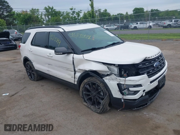 2017 Ford Explorer XLT z VIN 1FM5K8D84HGB85845, wystawiony jako IAAI lot #42342199 z przebiegiem 86 378 mil mil oraz . Historia ofert i sprzedaży dostępna na DreamBid. Obrazek 1.