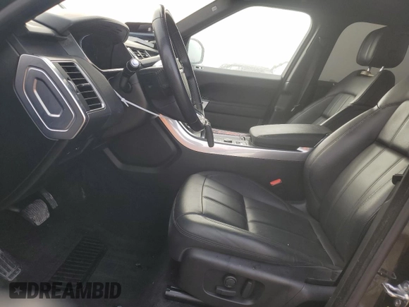 2019 Land Rover Range Rover Sport SE with VIN SALWG2RK7KA426909, listed as a Copart auction lot 83341674 with 81,203 mi miles and Salvage Title. Bid and sale history available at DreamBid. Image 7.