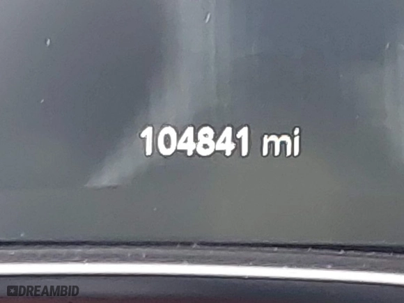 2017 Chrysler Pacifica Limited with VIN 2C4RC1GG7HR643163, listed as a IAAI auction lot 41877690 with 104,841 mi miles. Bid and sale history available at carsss.com. Image 15.