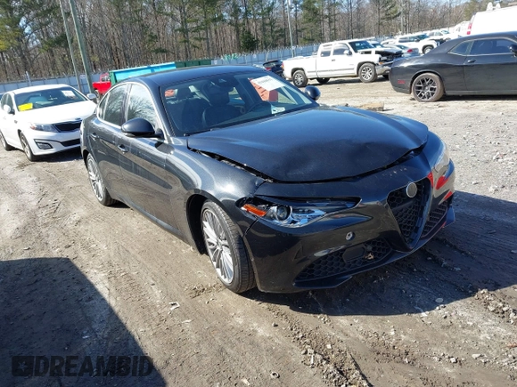 2017 Alfa Romeo Giulia Ti z VIN ZARFAECN4H7551195, wystawiony jako IAAI lot #41444631 z przebiegiem 72 596 mil mil oraz . Historia ofert i sprzedaży dostępna na DreamBid. Obrazek 1.