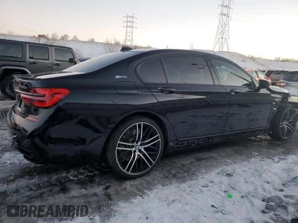 2018 BMW 7 Series 740e xDrive iPerformance with VIN WBA7J2C59JG938180, listed as a Copart auction lot 85343184 with 35,860 mi miles and Salvage Title. Bid and sale history available at carsss.com. Image 3.