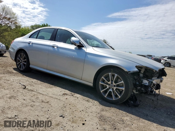 2020 Mercedes-Benz E-Class E 450 with VIN W1KZF6JB6LA808088, listed as a Copart auction lot 52236624 with 43,804 mi miles and Salvage Title. Bid and sale history available at carsss.com. Image 4.