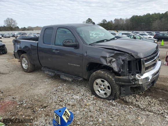 2010 Chevrolet Silverado 1500 LT with VIN 1GCSKSE36AZ165369, listed as a Copart auction lot 88552565 with 123,152 mi miles and Salvage Title. Bid and sale history available at carsss.com. Image 4.