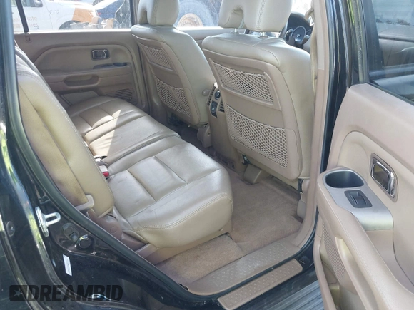 2006 Honda Pilot EX with VIN 5FNYF28466B049833, listed as a IAAI auction lot 41939721 with 238,995 mi miles and . Bid and sale history available at DreamBid. Image 8.