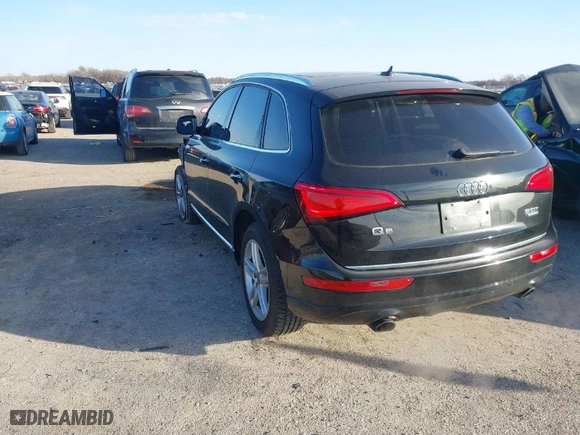 2017 Audi Q5 Premium with VIN WA1C2AFP3HA077902, listed as a IAAI auction lot 41402389 with 69,738 mi miles. Bid and sale history available at carsss.com. Image 3.