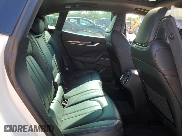 2017 Maserati Levante S with VIN ZN661YUS4HX196060, listed as a Copart auction lot 67406744 with 71,129 mi miles and Salvage title. Bid and sale history available at DreamBid. Image 11.