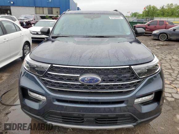 2022 Ford Explorer XLT z VIN 1FMSK8DH9NGA96996, wystawiony jako Copart lot #57039605 z przebiegiem 17 684 mil mil oraz Nie do naprawy • Non repairable. Historia ofert i sprzedaży dostępna na DreamBid. Obrazek 5.