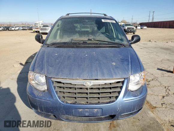 2007 Chrysler Town & Country LWB Touring with VIN 2A4GP54LX7R158058, listed as a Copart auction lot 86917864 with 149,882 mi miles and Clean Title. Bid and sale history available at carsss.com. Image 5.
