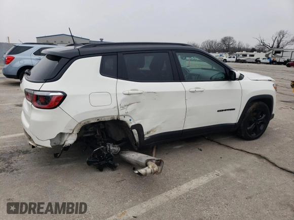 2019 Jeep Compass Altitude with VIN 3C4NJCBB0KT699431, listed as a Copart auction lot 43756685 with 94,738 mi miles and Salvage Title. Bid and sale history available at carsss.com. Image 3.