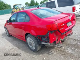 2011 Volkswagen Jetta TDI с VIN 3VWLL7AJ0BM067943, выставлен на аукционе IAAI как лот 42294960 с пробегом 139 607 миль миль и . История ставок и продаж доступна на DreamBid. Изображение 3.