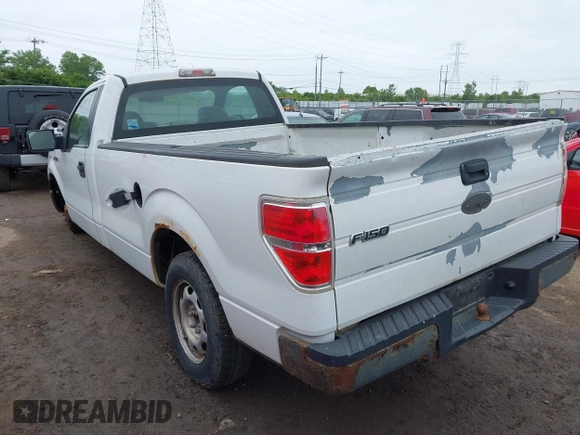 2010 Ford F-150 XL с VIN 1FTMF1CW2AKC10322, выставлен на аукционе IAAI как лот 42345148 с пробегом 161 331 миль миль и . История ставок и продаж доступна на DreamBid. Изображение 3.
