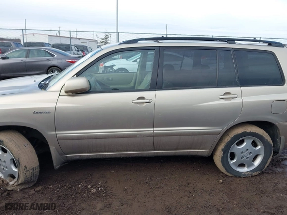 2004 Toyota Highlander with VIN JTEEP21AX40055853, listed as a IAAI auction lot 41640471 with 186,409 mi miles. Bid and sale history available at carsss.com. Image 14.