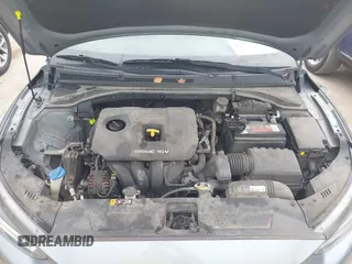 2019 Hyundai Veloster 2.0 with VIN KMHTG6AF0KU017161, listed as a IAAI auction lot 42104203 with 92,420 mi miles. Bid and sale history available at carsss.com. Image 10.