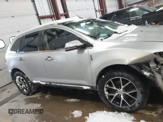 2013 Lincoln MKX with VIN 2LMDJ8JK7DBL43860, listed as a IAAI auction lot 41420211 with 130,175 mi miles. Bid and sale history available at carsss.com. Image 13.