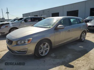 2015 Volvo V60 T5 Drive-E Premier with VIN YV140MEK5F1241312, listed as a Copart auction lot 71933184 with 113,089 mi miles and Salvage Title. Bid and sale history available at carsss.com. Image 1.