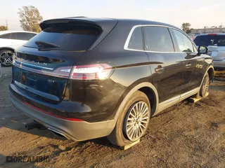 2019 Lincoln Nautilus Standard with VIN 2LMPJ6J90KBL39841, listed as a IAAI auction lot 41436089 with 146,276 mi miles. Bid and sale history available at carsss.com. Image 4.