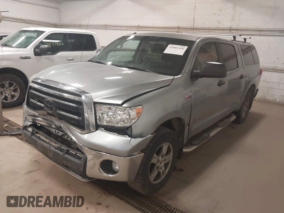 2011 Toyota Tundra 4WD Truck with VIN 5TFDW5F16BX187753, listed as a IAAI auction lot 42003416 with 239,476 mi miles. Bid and sale history available at carsss.com. Image 17.